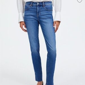 Women's Blue Jeans Petite Stovepipe Jeans in Harsdale